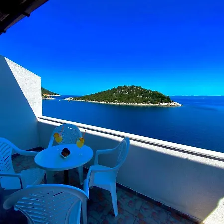Marina * Lastovo