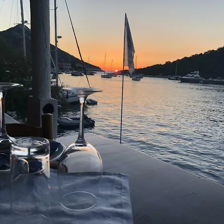 Marina * Lastovo