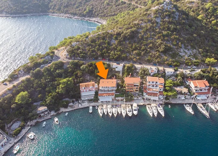 Marina * Lastovo