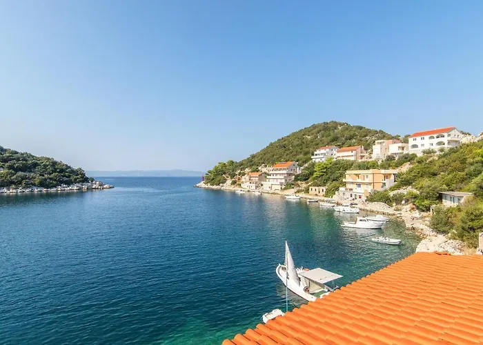 Marina * Lastovo