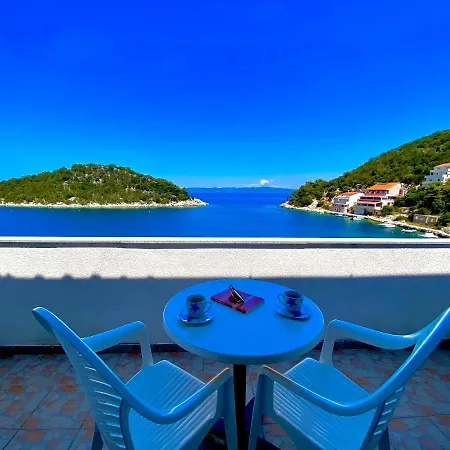 Marina * Lastovo