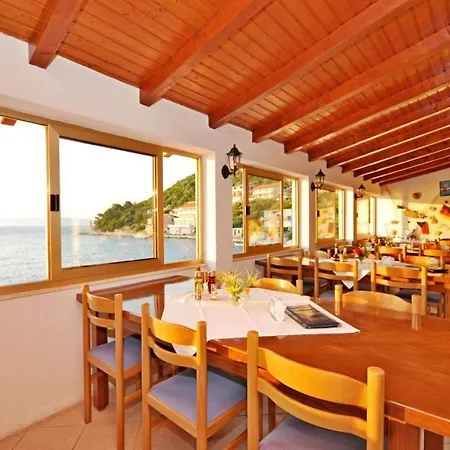 Apartament Marina
