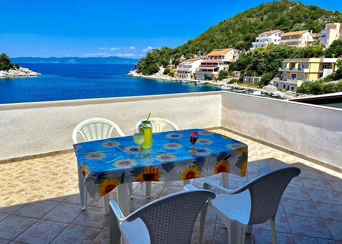Marina * Lastovo